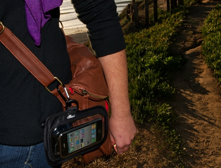 amphibx-go-case-waterproof-iphone-case-bag